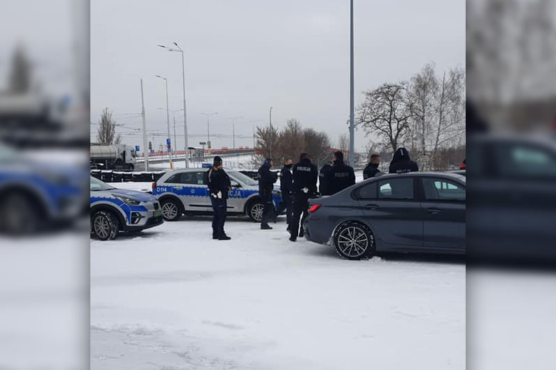 Policja testuje hybrydowe BMW i elektryczne Kie na torze ODTJ | fot. ODTJ Lublin