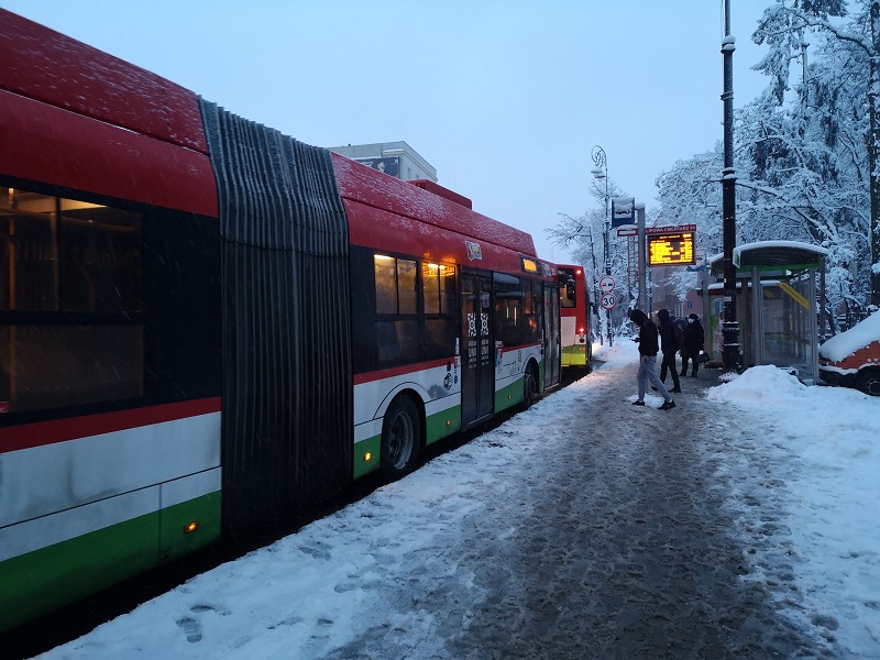ztm mpk lublin śnieg zima komunikacja miejska trolejbus przystanek