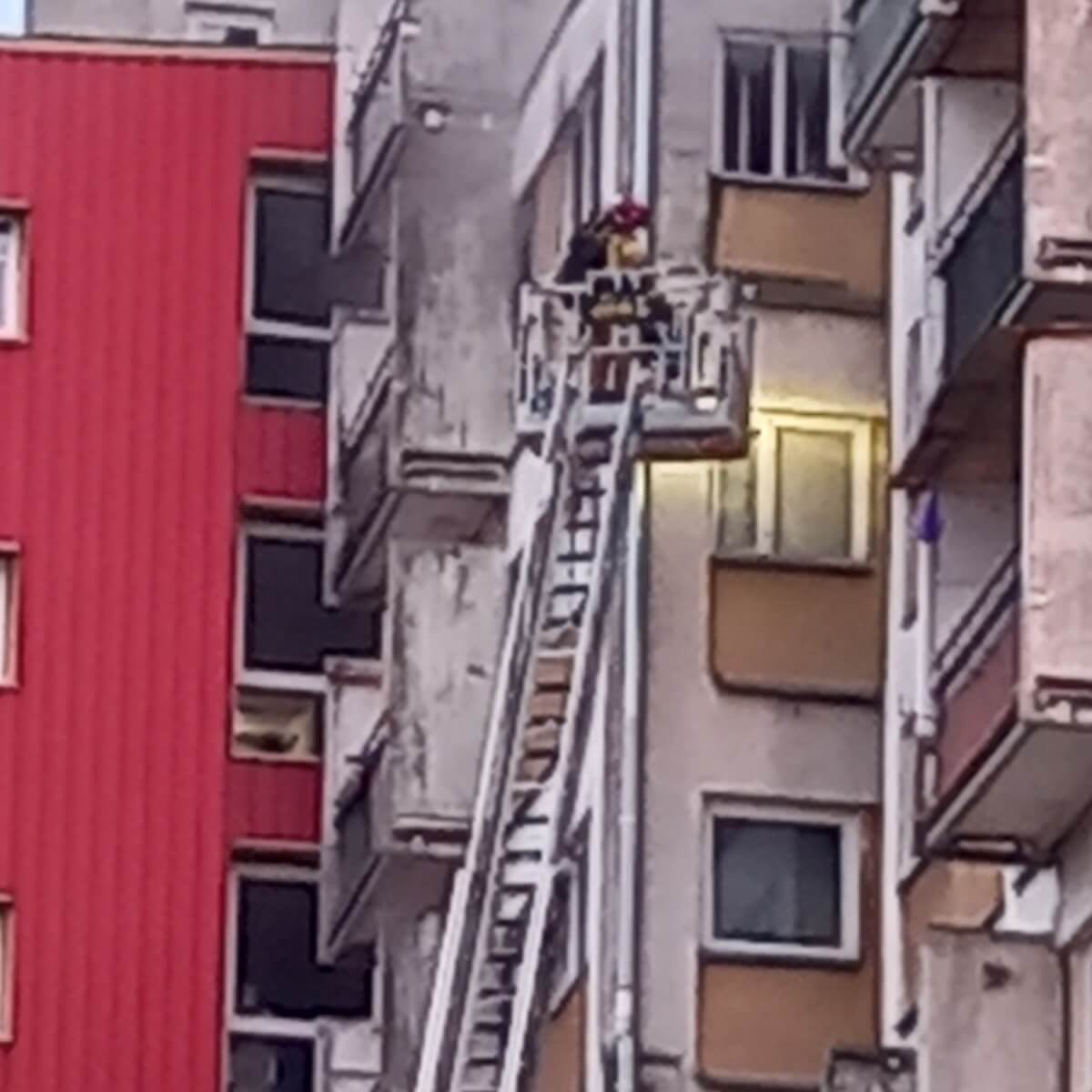 Pożar mieszkania w bloku przy ul. Wileńskiej