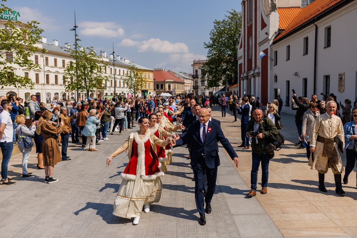 Tradycji stanie się zadość! Mieszkańcy ponownie zatańczą poloneza w centrum Lublina. Oto szczegóły