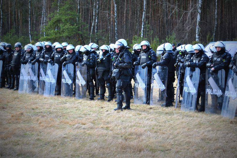 Policjanci ćwiczyli przed Euro U21 (zdjęcia)
