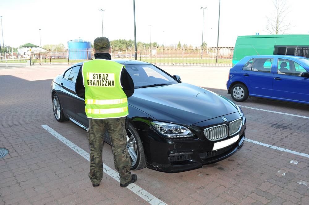 Straż graniczna odzyskała kradzione samochody w Terespolu i Hrebennem