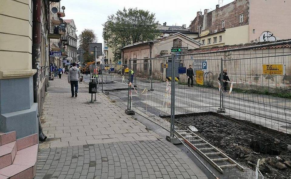 Awaria wodociągowa w Lublinie. Ulica w centrum miasta zamknięta