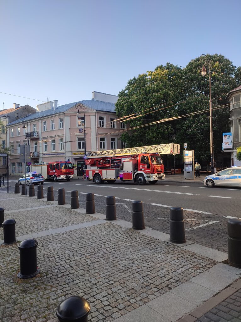 Pożar mieszkania w kamienicy przy ul. Królewskiej w Lublinie
