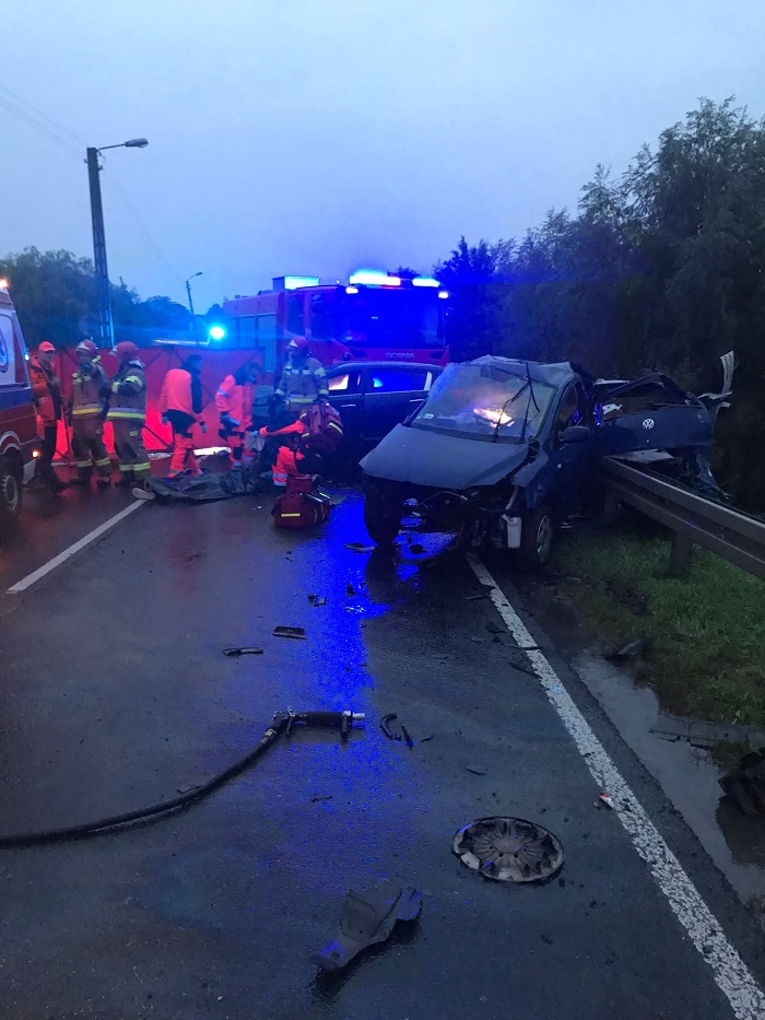 Tragiczny wypadek z udziałem volkswagena i kii w Łęcznej