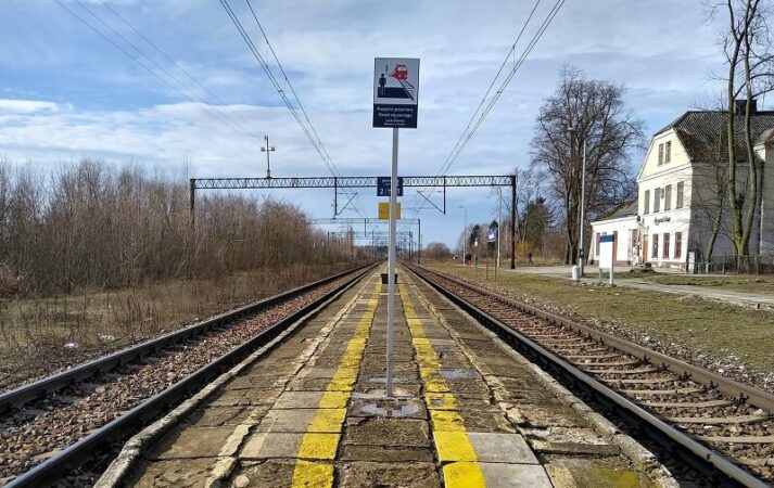 Przystanek kolejowy Leopoldów