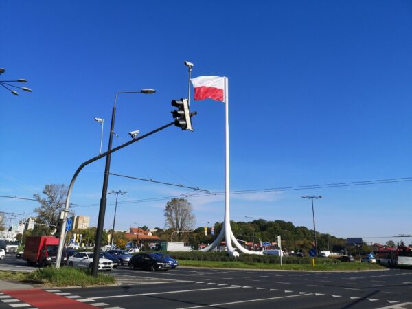 Maszt Niepodległości na rondzie Dmowskiego w Lublinie