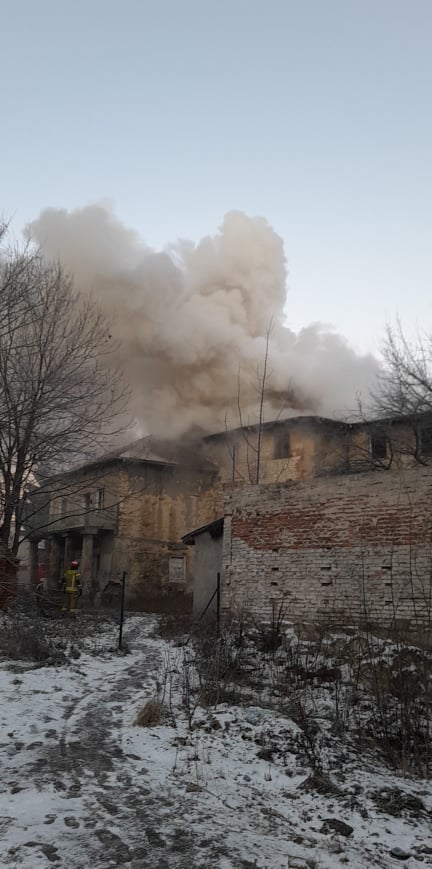 Pożar zabytkowego dworku przy ul. Wesołej w Lublinie