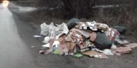 Podrzucone odpady budowlane przy ul. Świętochowskiego