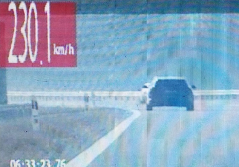 44-latek z BMW jechał po S17 ponad 230 km/h