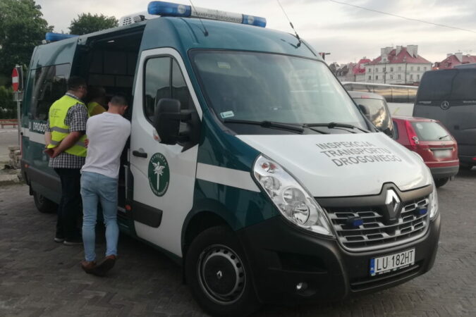 Funkcjonariusze WITD kontrolowali pojazdy TAXI