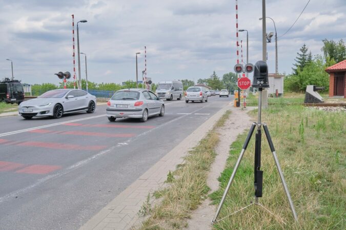 Straż Ochrony Kolei poluje na kierowców, którzy nie zatrzymają się przed znakiem STOP na ul. Turystycznej