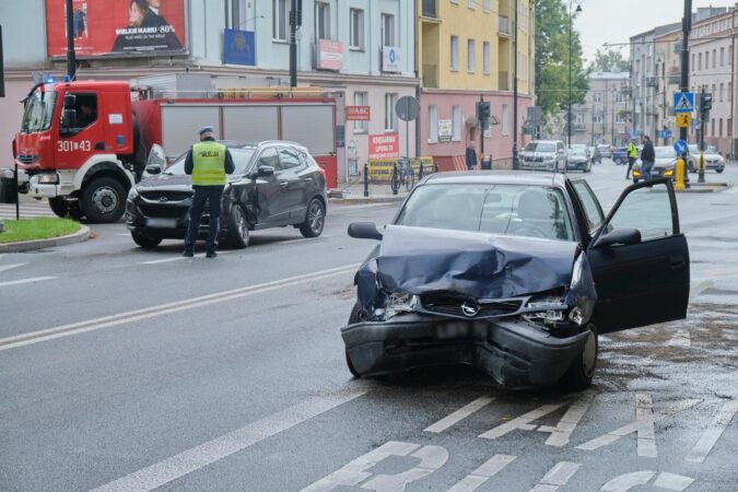 Wypadek na skrzyżowaniu ul. Lipowej i ul. Sztajna