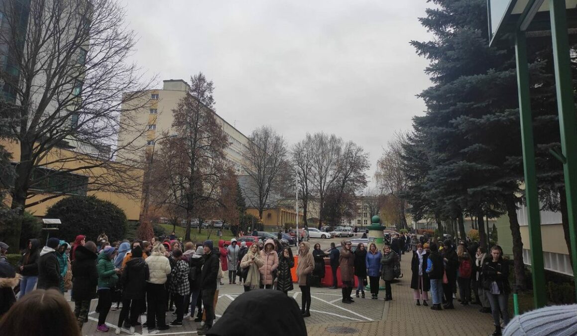 Ewakuacja studentów Uniwersytetu Przyrodniczego w Lublinie
