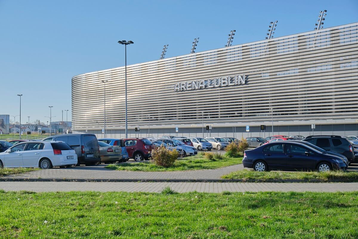 Koniec darmowego parkingu pod stadionem Arena Lublin