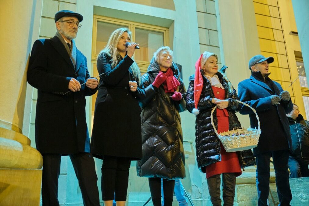 Przedstawiciele miasta na inauguracji iluminacji świątecznej w Lublinie