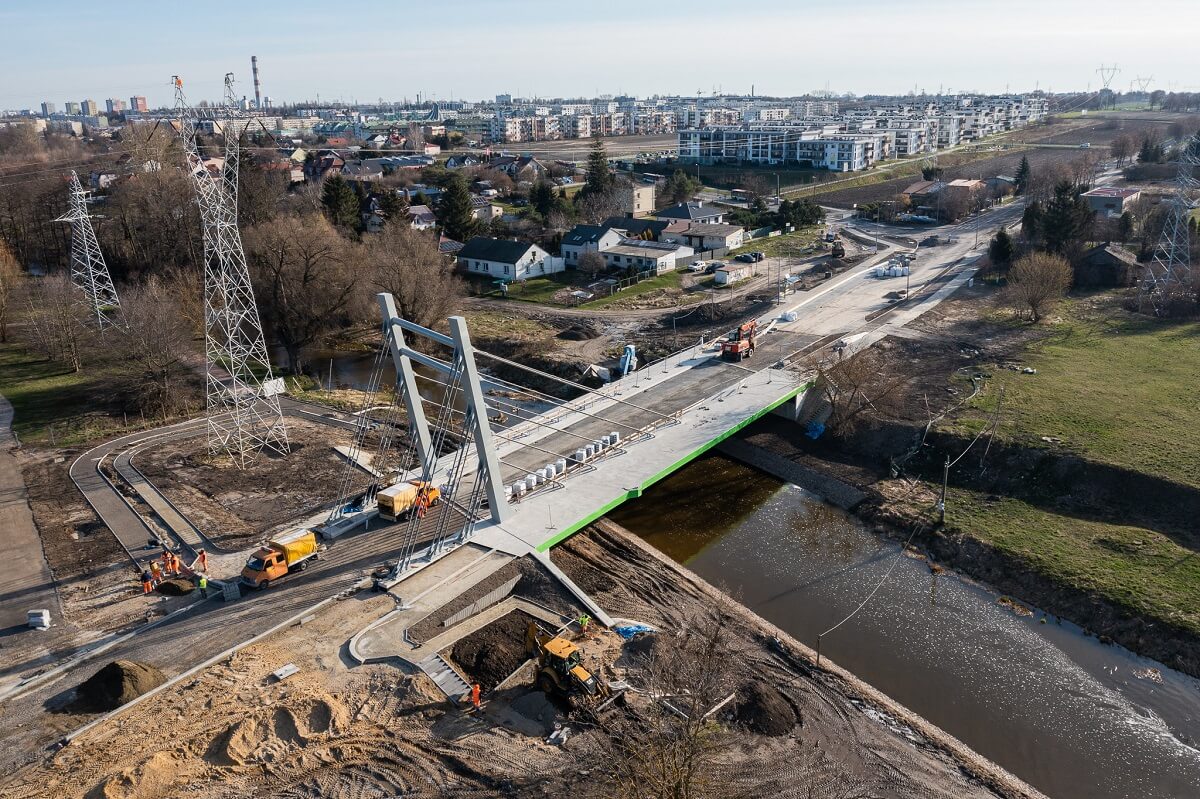 Postęp prac na budowie nowego mostu na ul. Żeglarskiej