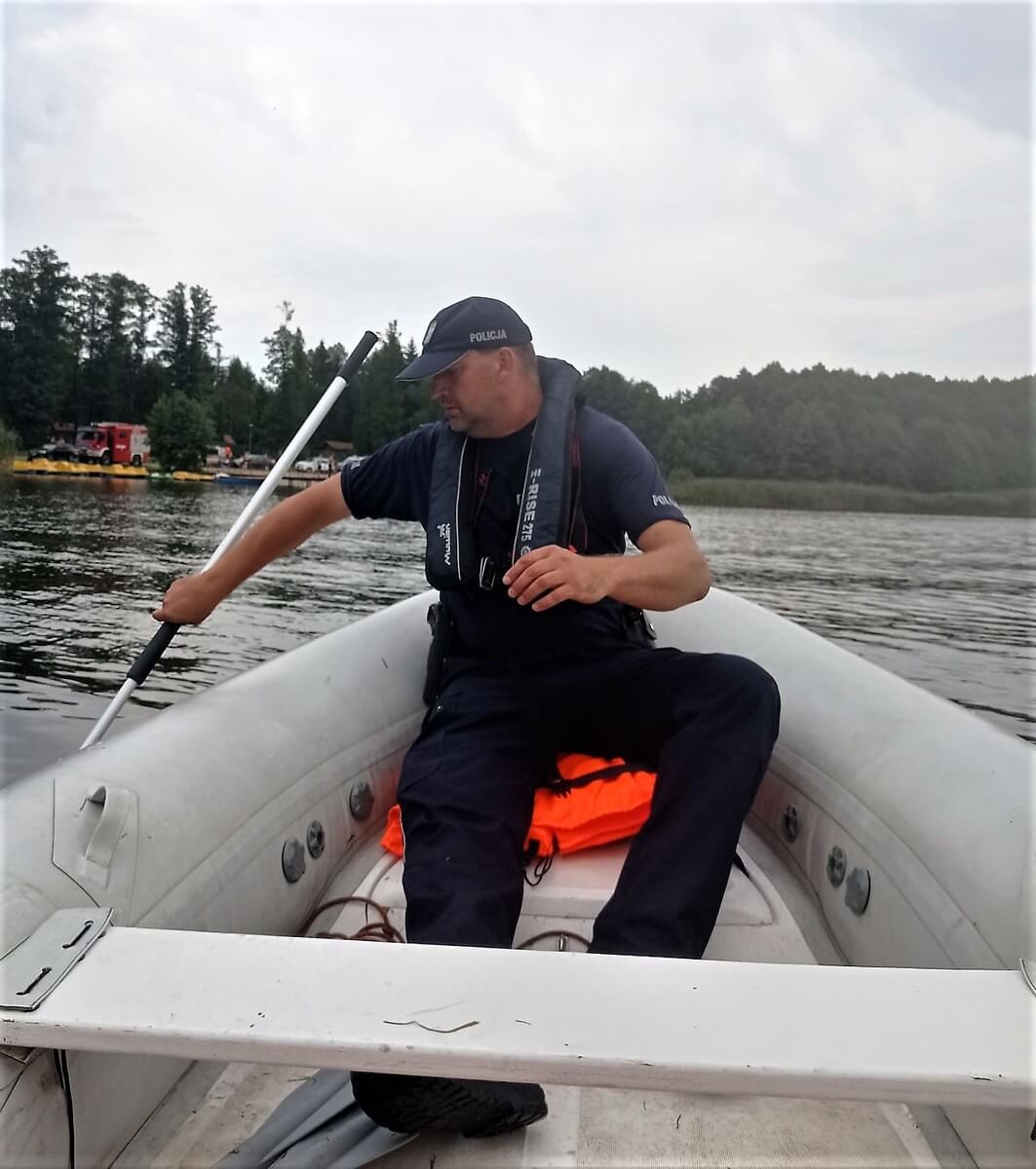 poszukiwania mężczyzny jezioro łukcze