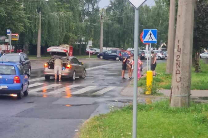 Nastolatek potrącony na przejściu dla pieszych na ul. Zana