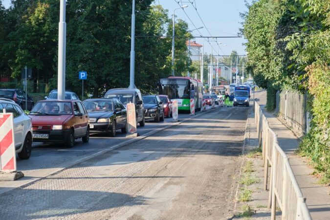 Kierowcy utknęli w ogromnym korku na remontowanym odcinku ul. Nadbystrzyckiej