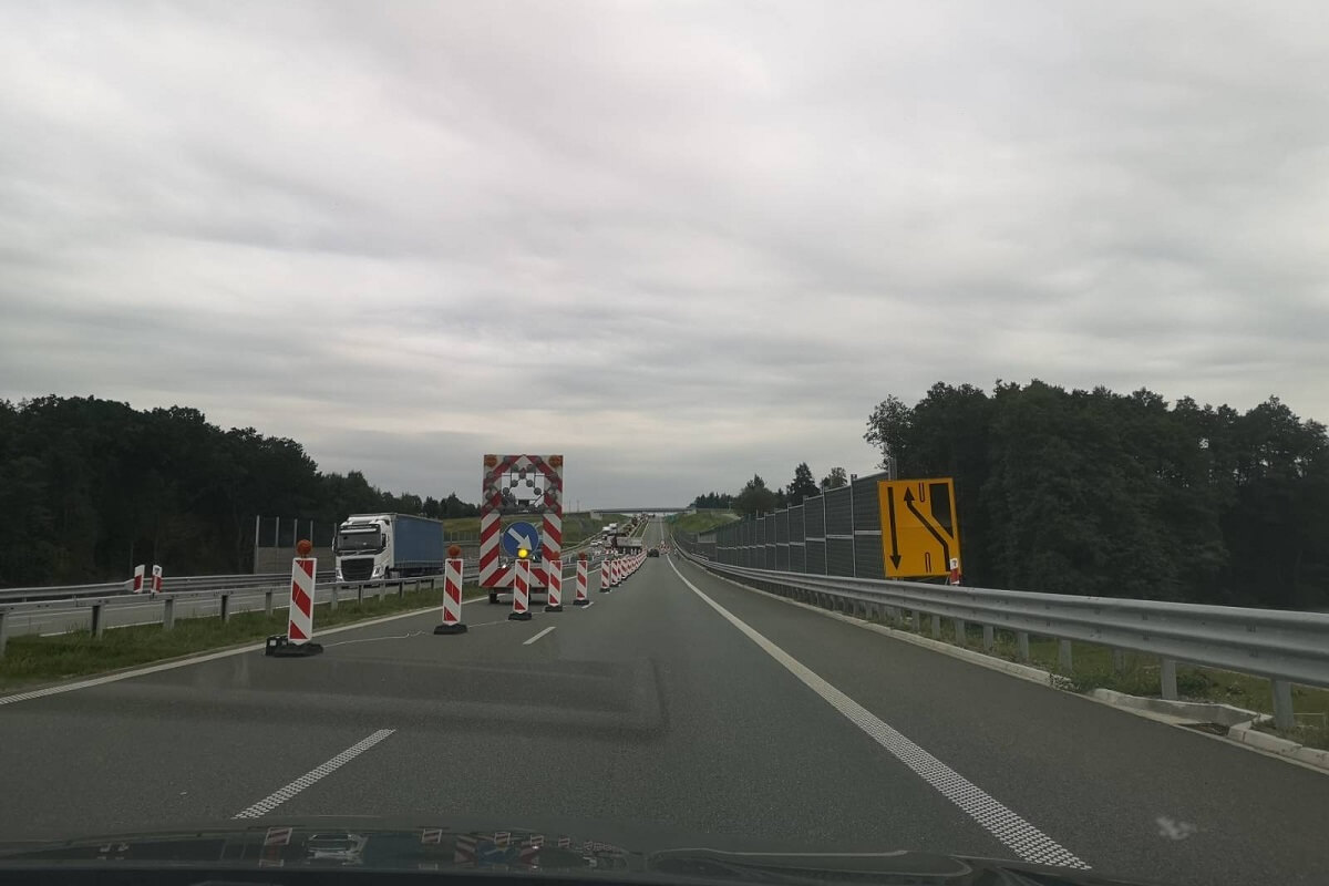 Utrudnienia na drodze S19 pod Lublinem. Drogowcy zerwali nawierzchnię w dwóch miejscach. Dlaczego?