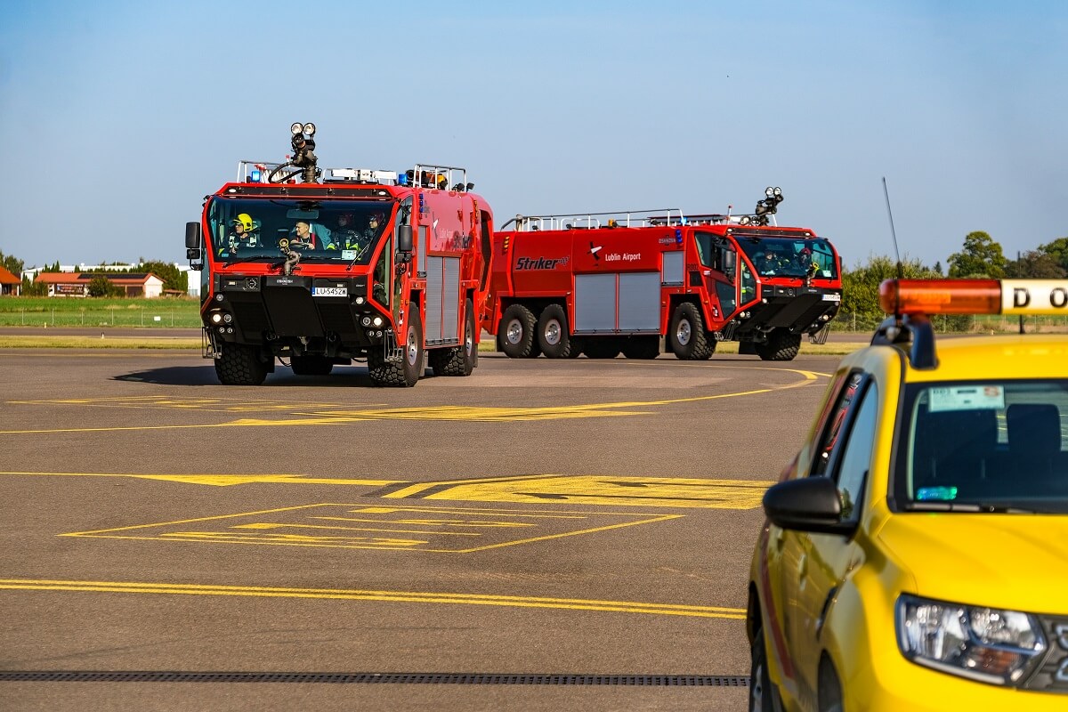 Ćwiczenia służb ratunkowych na lotnisku w Świdniku