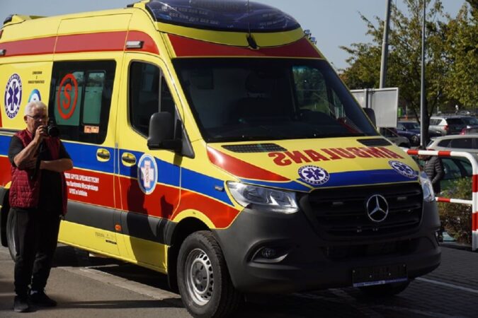 Nowy ambulans dla Wojewódzkiego Szpitala Specjalistycznego w Lublinie