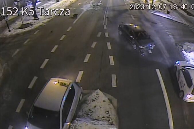 Miejski monitoring zarejestrował moment wypadku na ul. Lipowej