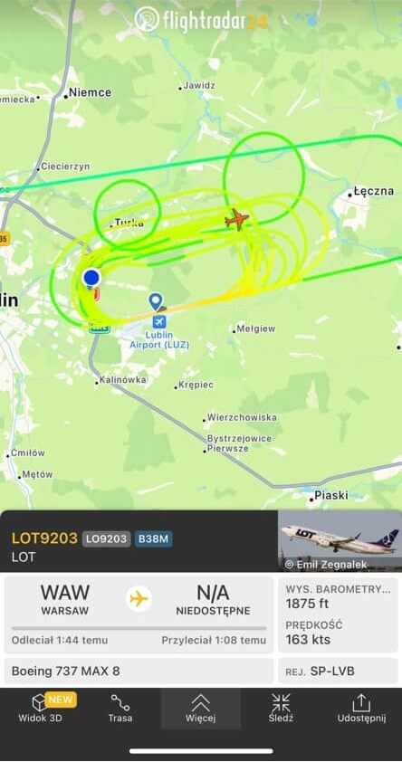 Samolot Lot nad Lublinem