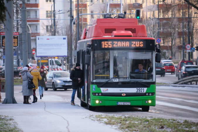 Trolejbus na linii nr 155