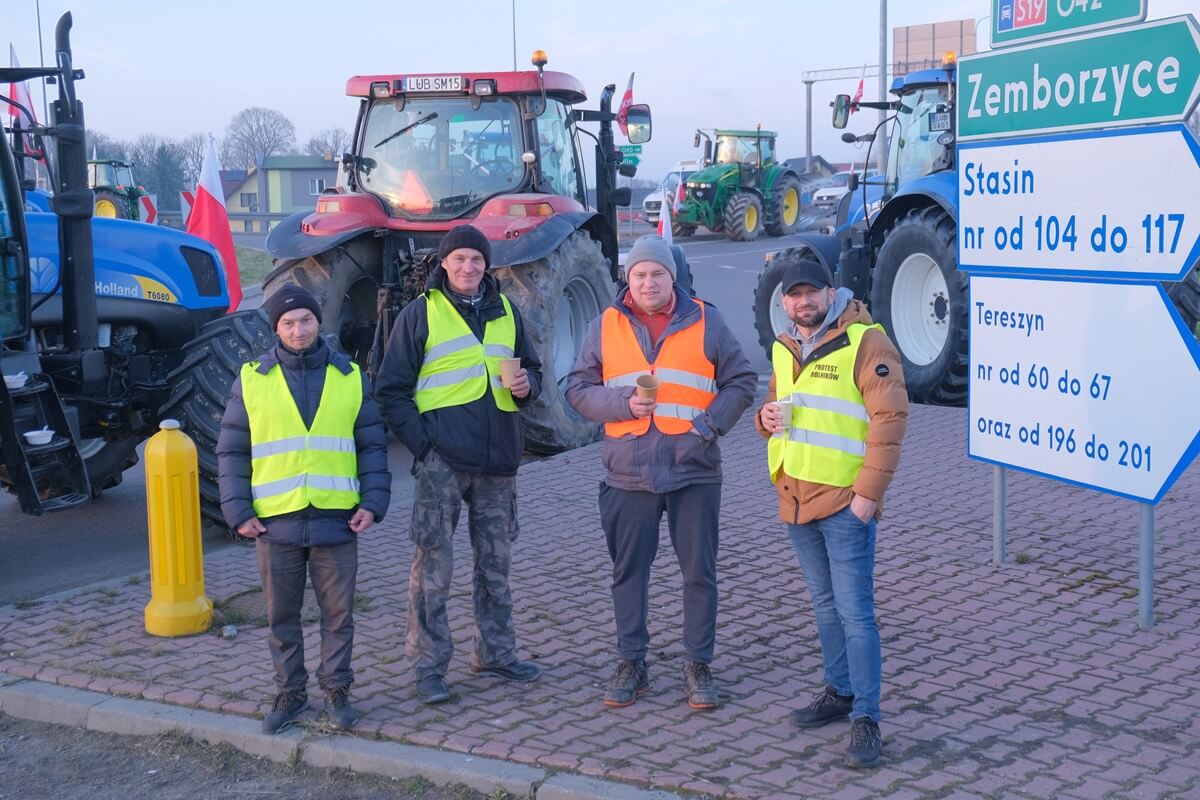 Protest rolników w Maryninie/Stasinie przy węźle Lublin Węglin