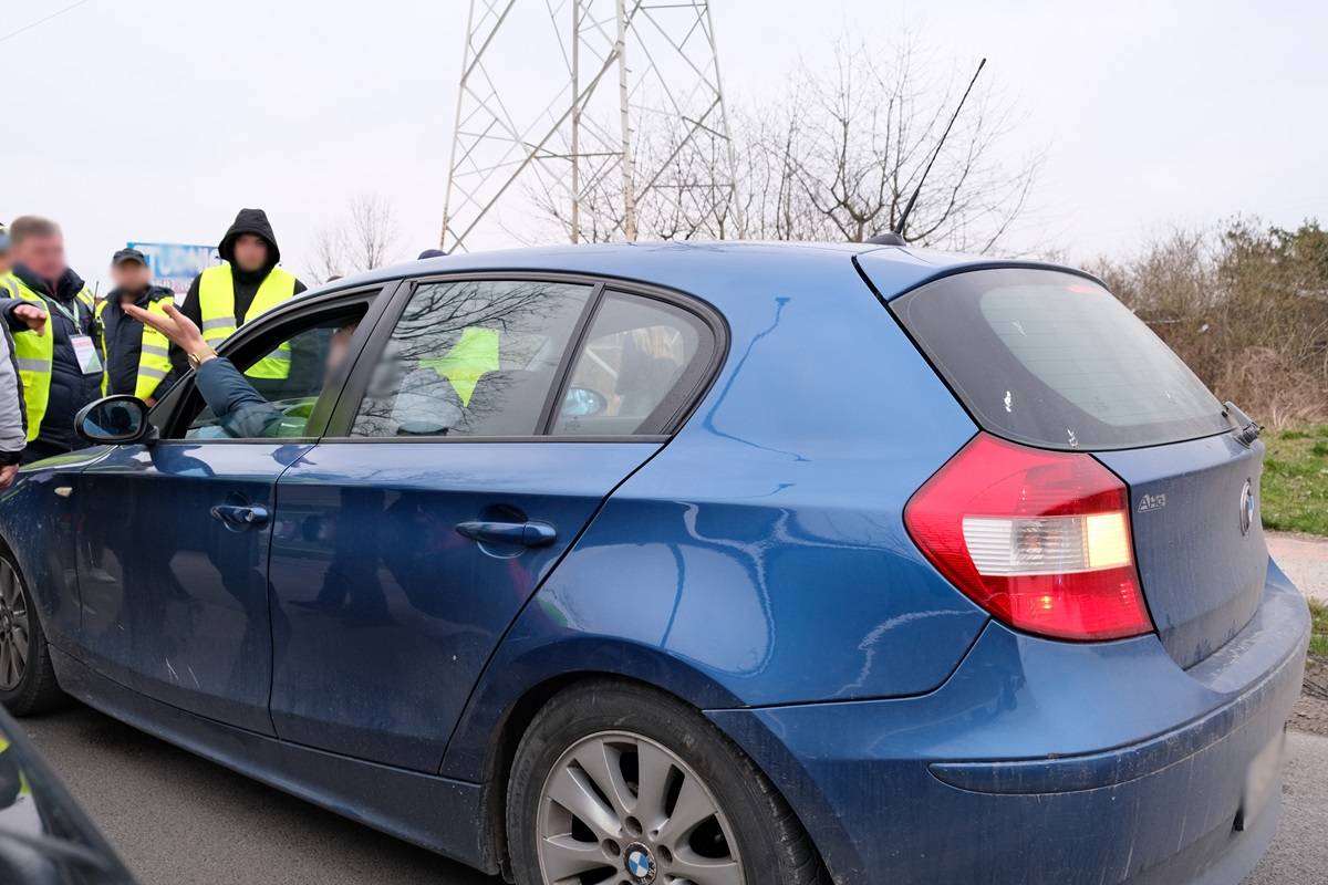 Kierowca BMW usiłował sforsować blokadę rolników na ul. Żeglarskiej w Lublinie
