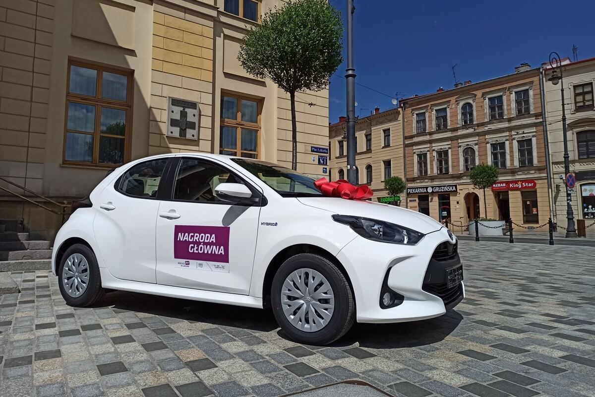 Hybrydowa Toyota Yaris nagrodą główną w loterii Rozlicz PIT w Lublinie