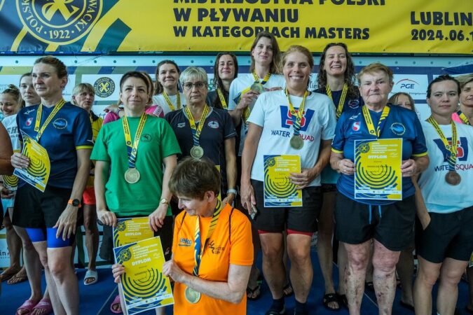 zawodnicy Letnich Mistrzostw Polski w Pływaniu w Kategoriach Masters