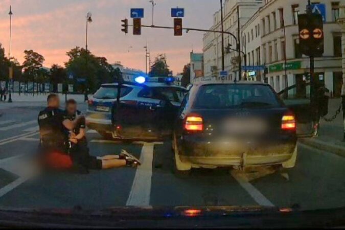 Policyjny pościg ulicami Lublina za pijanym kierowcą audi