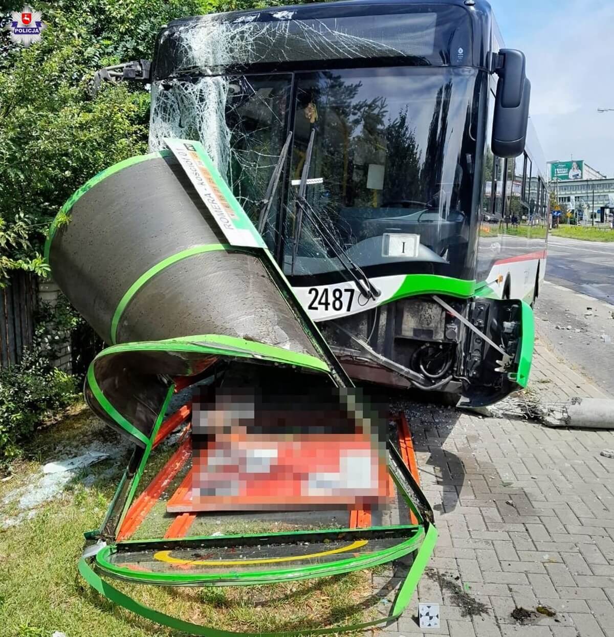 Autobus staranował przystanek na ul. Romera w Lublinie