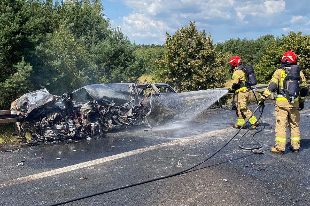 Honda zderzyła się z ciężarówką na obwodnicy Lubartowa