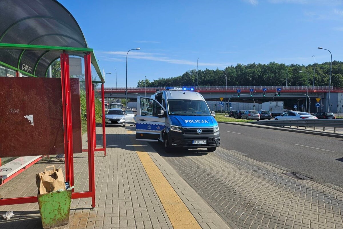 Zderzenie volkswagena z hyundaiem na rondzie im. Rotmistrza Witolda Pileckiego w Lublinie