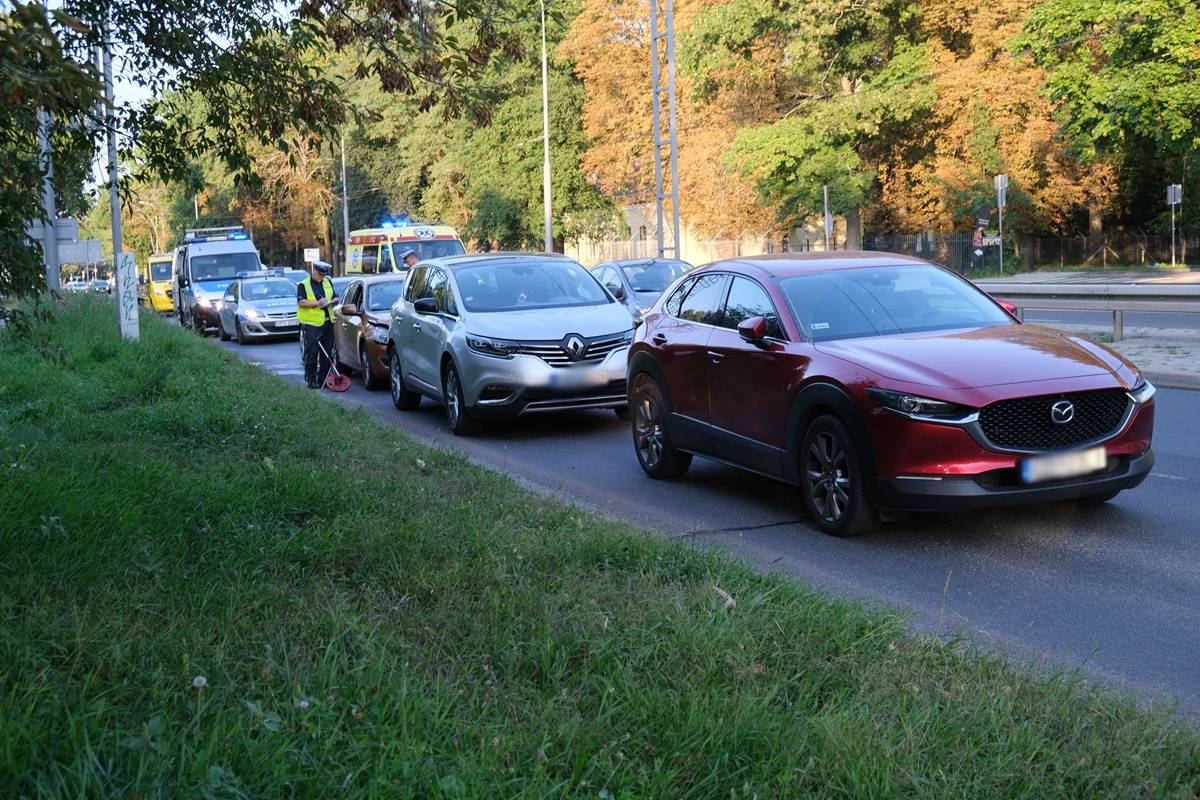 Zderzenie czterech aut na al. Kraśnickiej