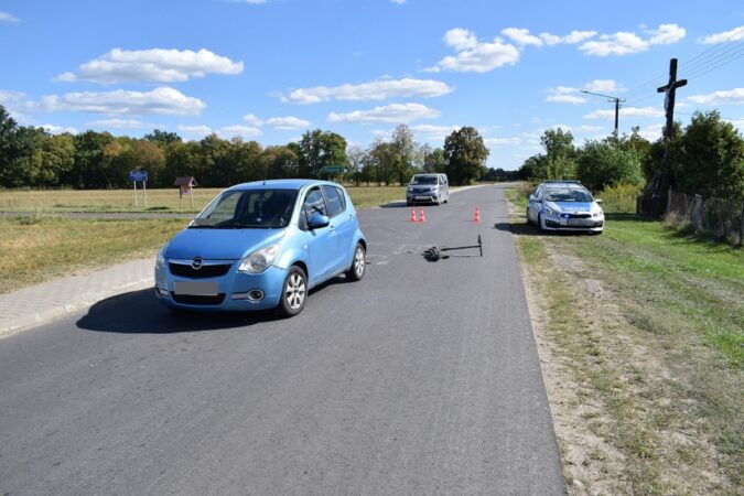 Samochód potrącił chłopca na hulajnodze