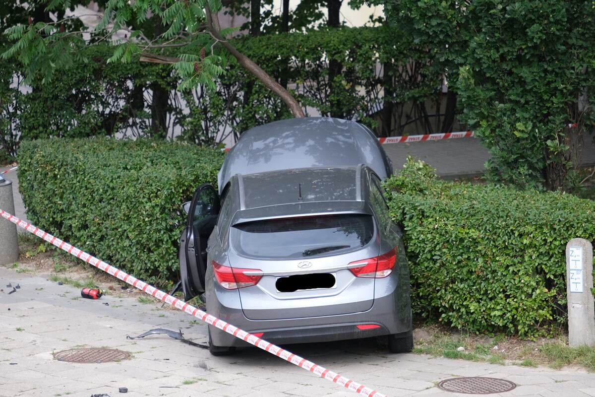 Zderzenie toyoty z hyundaiem na al. Sikorskiego