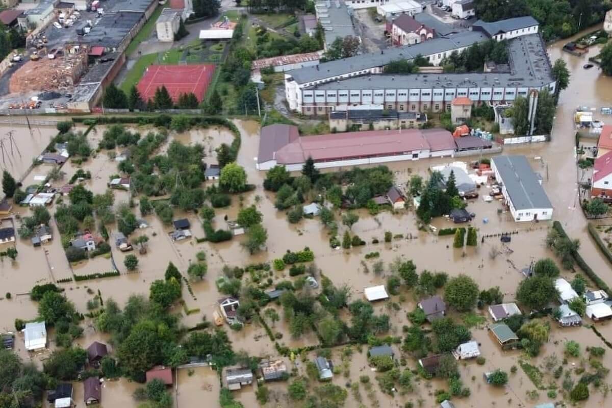 Powódź to kara Boża za grzechy? Takie tezy wygłaszano na Placu Litewskim