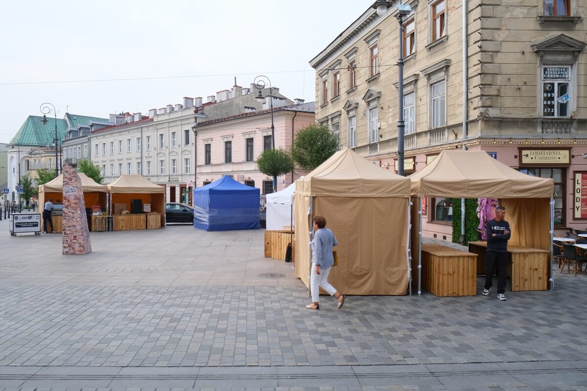 Przygotowania do Jarmarku Inspiracji w ramach trwającego Europejskiego Festiwalu Smaku 2024