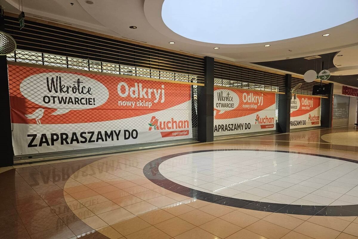 Auchan zajmie lokal po Carrefourze w Galerii Olimp