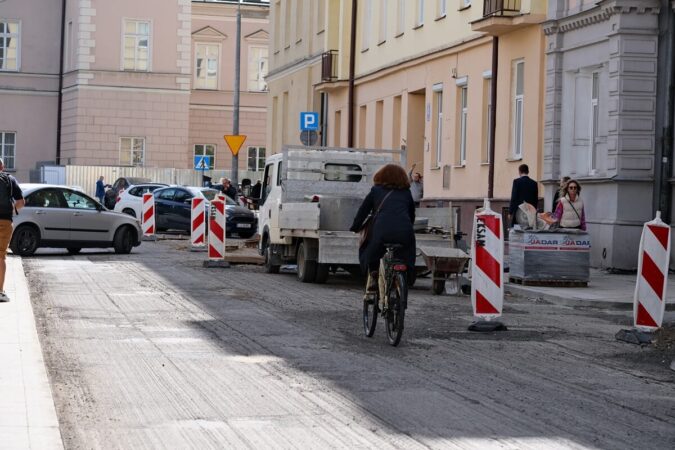 Prace drogowe na ul. Niecałej