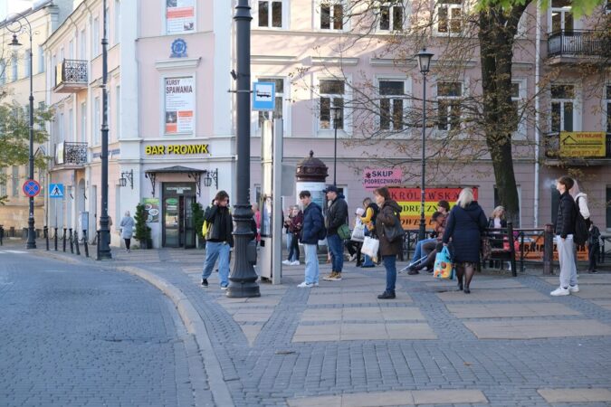 Przystanek autobusowy Brama Krakowska 04 przy ul. Królewskiej