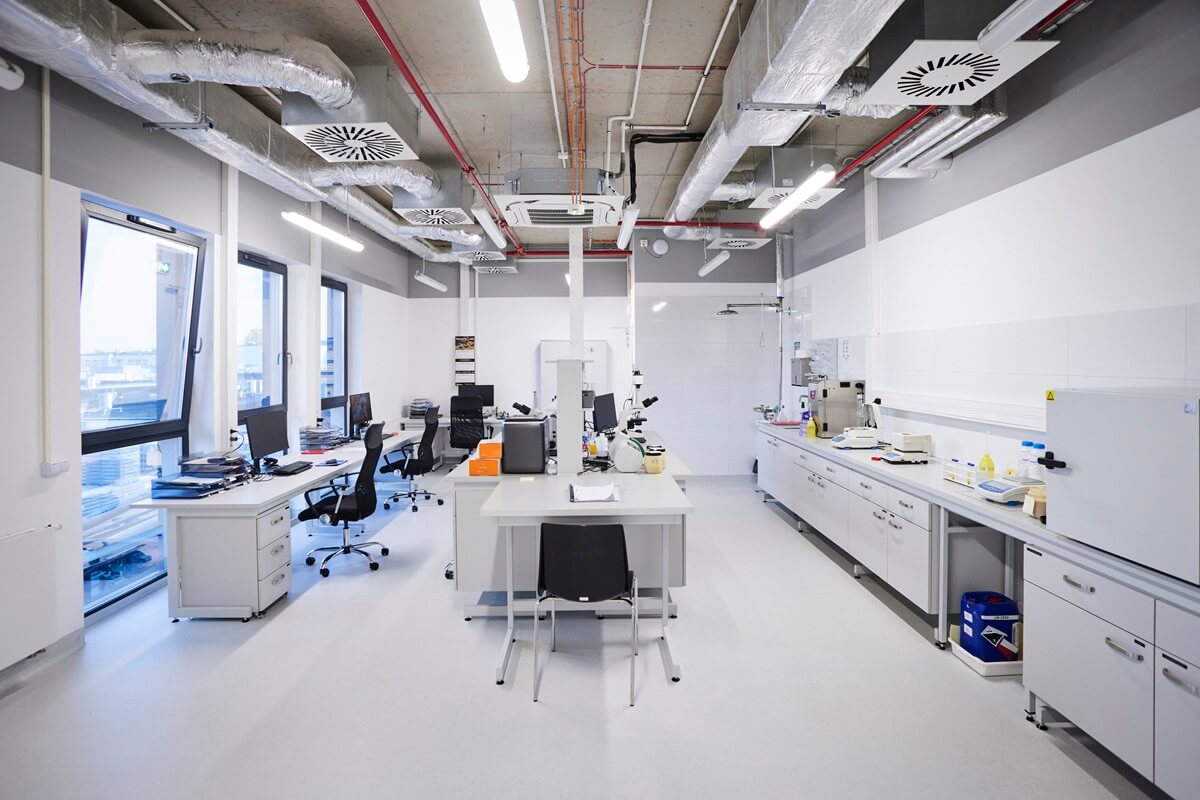 Laboratorium gorzelni Stock Polska