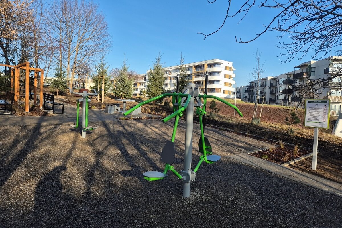 Nowe zielone przestrzenie w Lublinie. Miejsca do relaksu i spotkań 2 Gaj nad Skarpą na ul. Cyprysowej