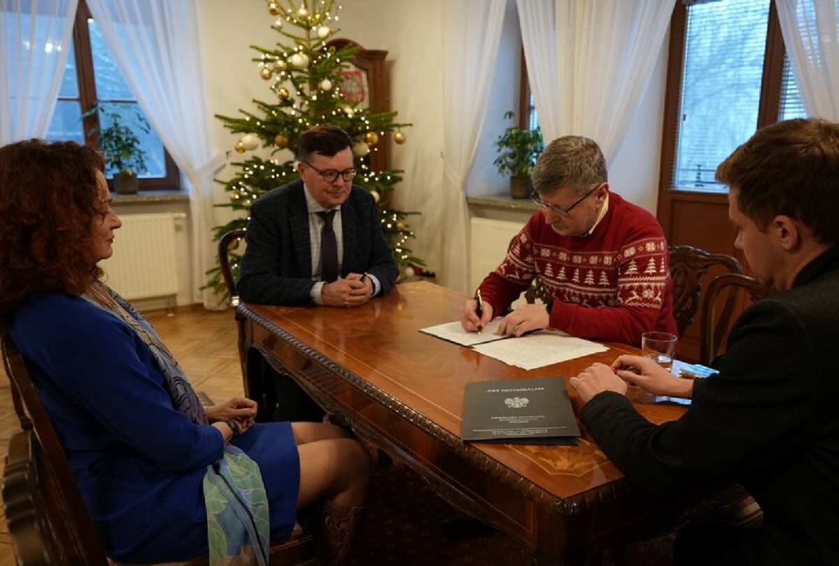 Politechnika Lubelska łączy siły z Rzeszowską i Białostocką. Współpraca nauki z biznesem wchodzi na nowy poziom 2 Podpisanie wzajemnego porozumienia między Politechnikami