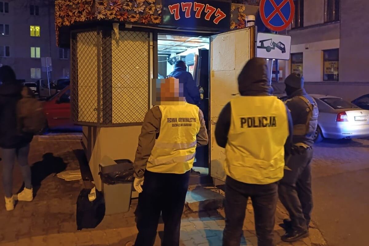 Automaty do gier w kiosku przy ul. Chopina w Lublinie